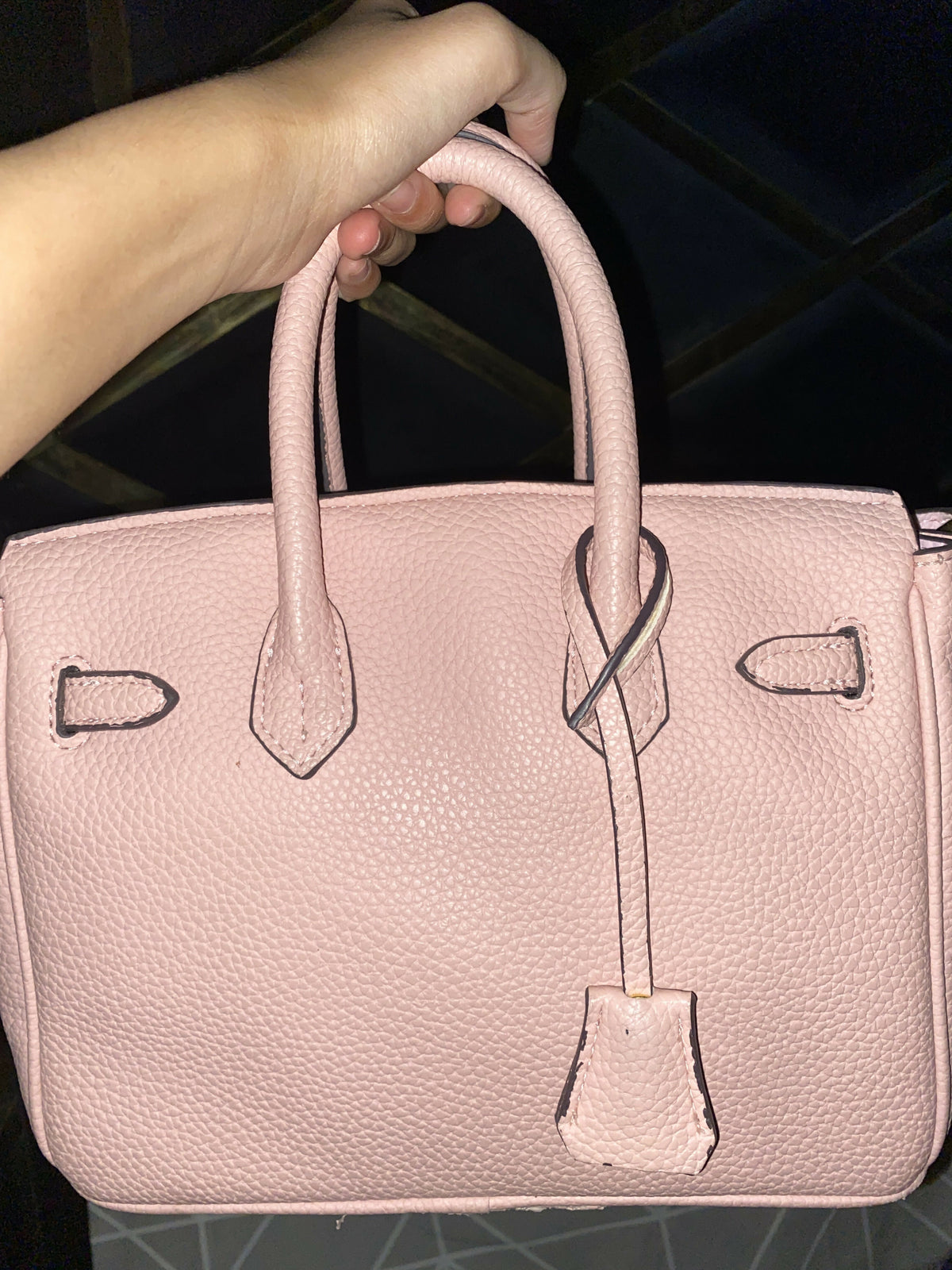 Pink Leather Bag | Women Bags | Shoulder & Tote Bags | Medium | Worn Once