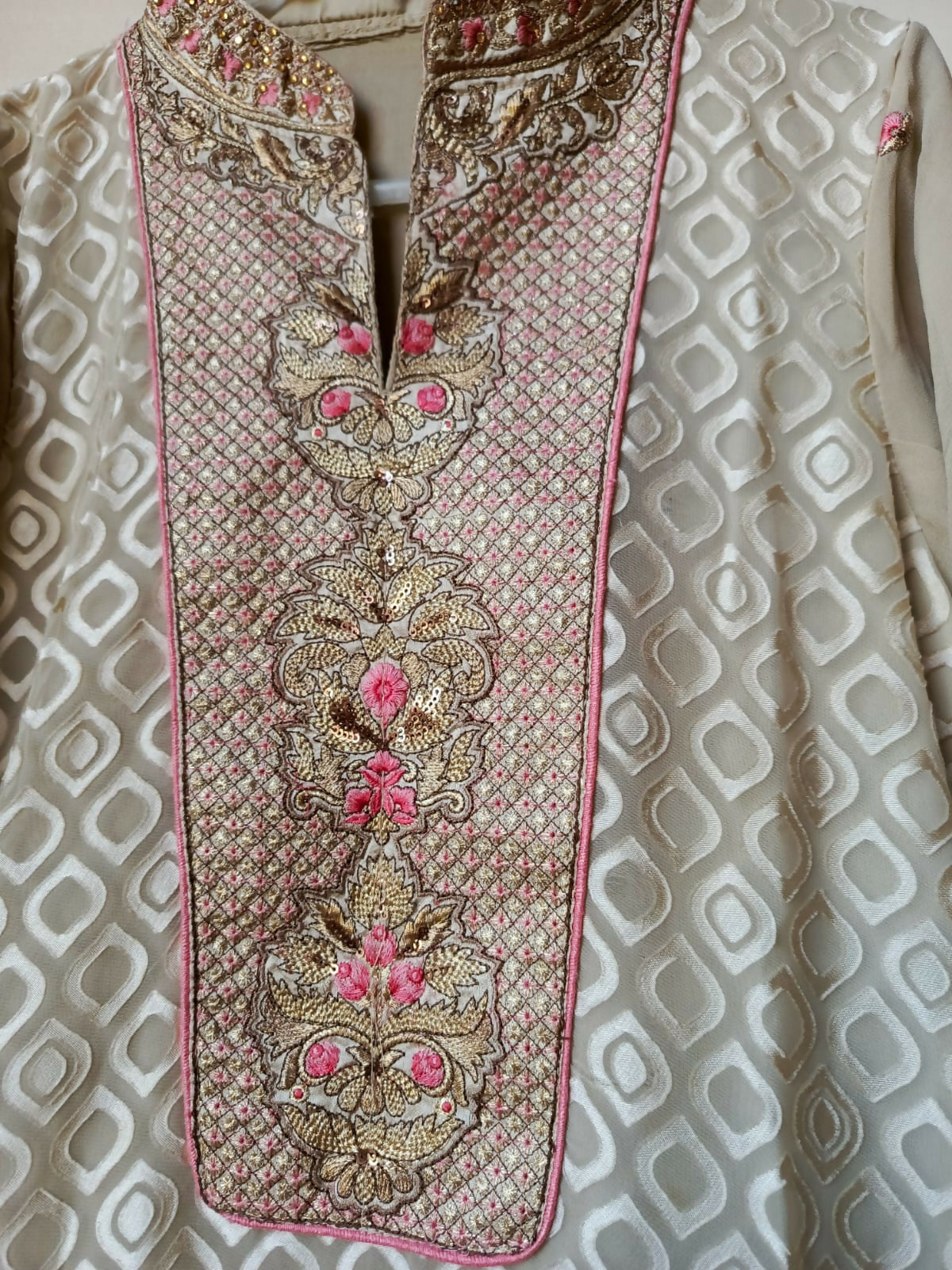 Chiffon 3PC Stitched Suit | Women Locally Made Kurta | Medium | Preloved