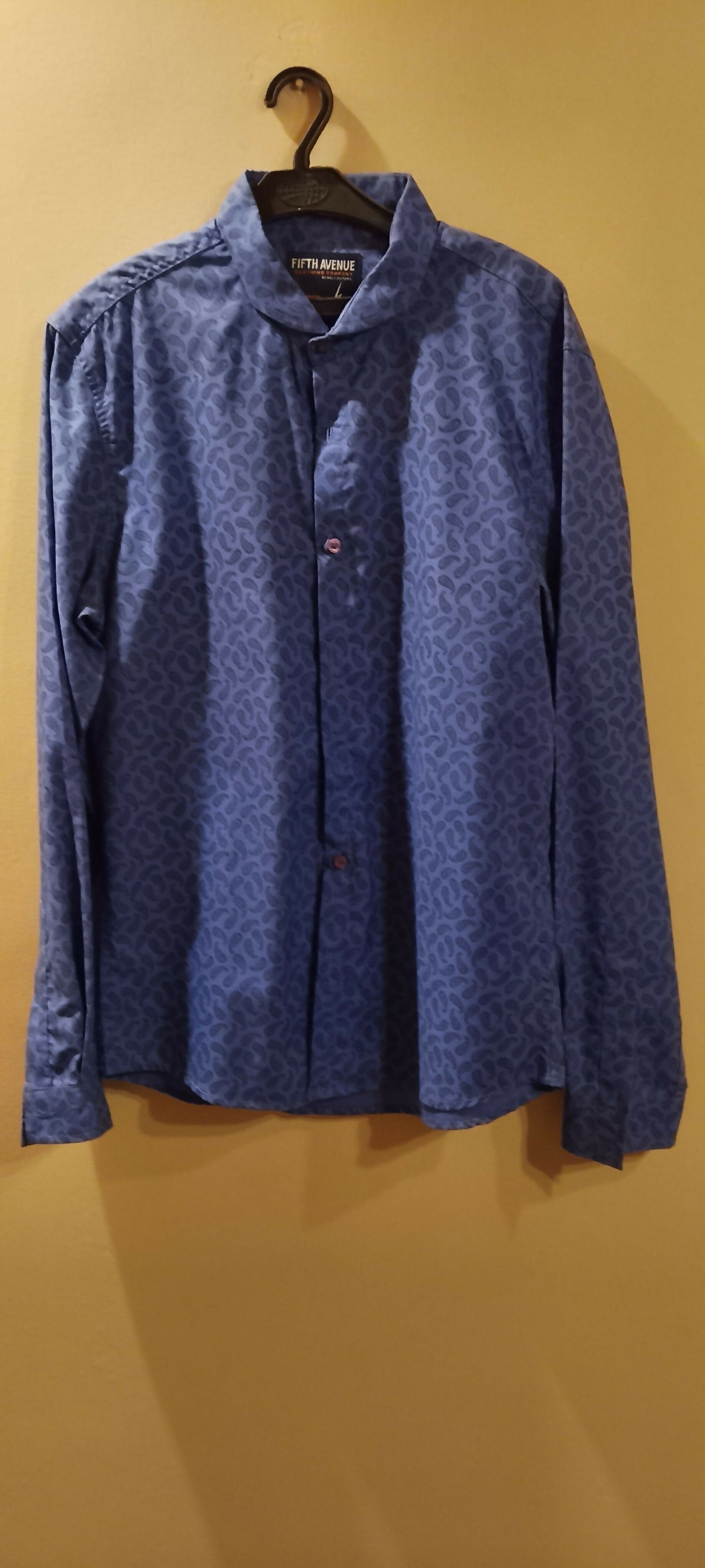 Fifth Avenue | Men Shirts & Tops | Purple | Medium | Preloved