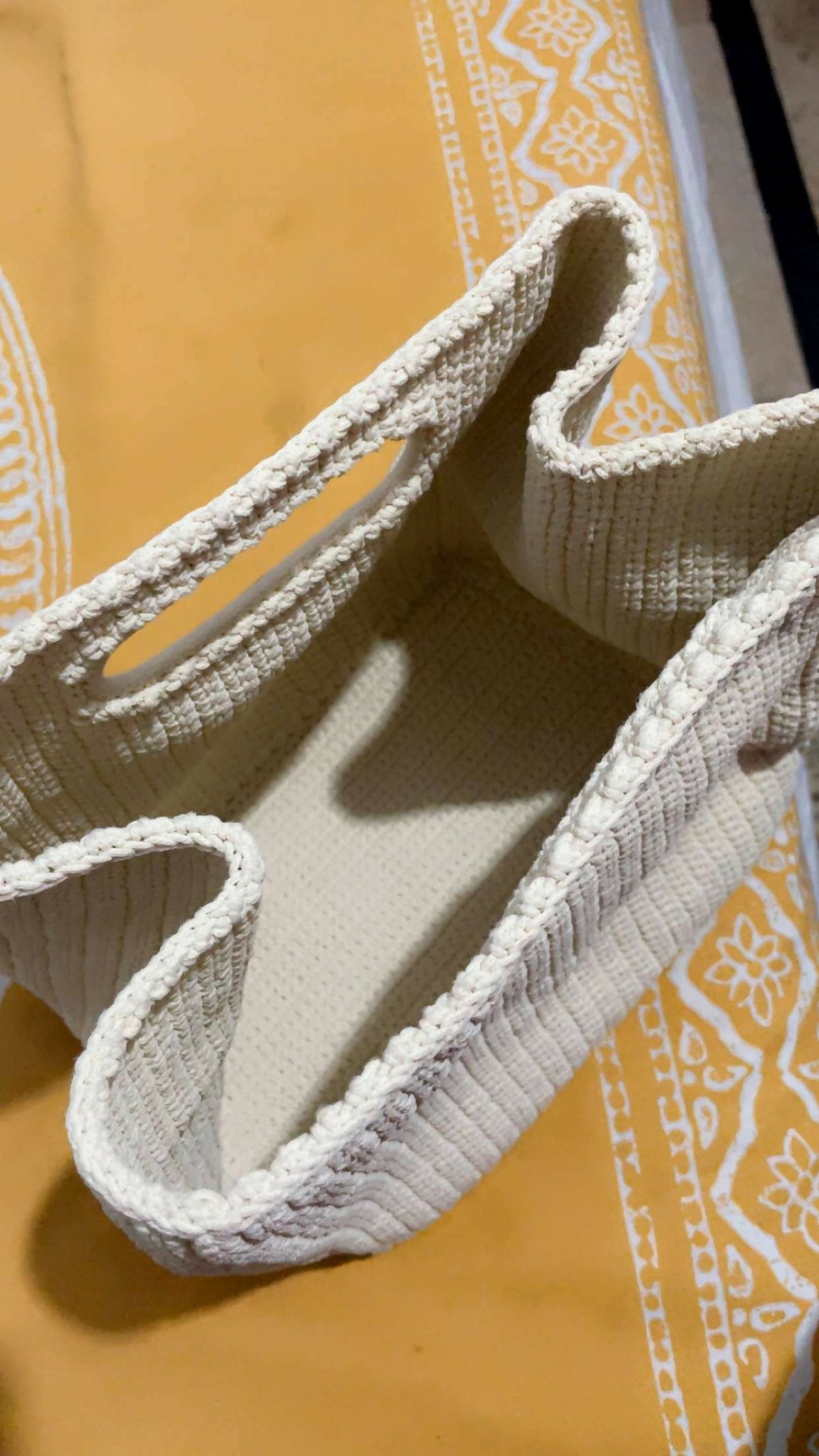 White Bag | Women Bags | Crossbody Bags | Medium | Preloved