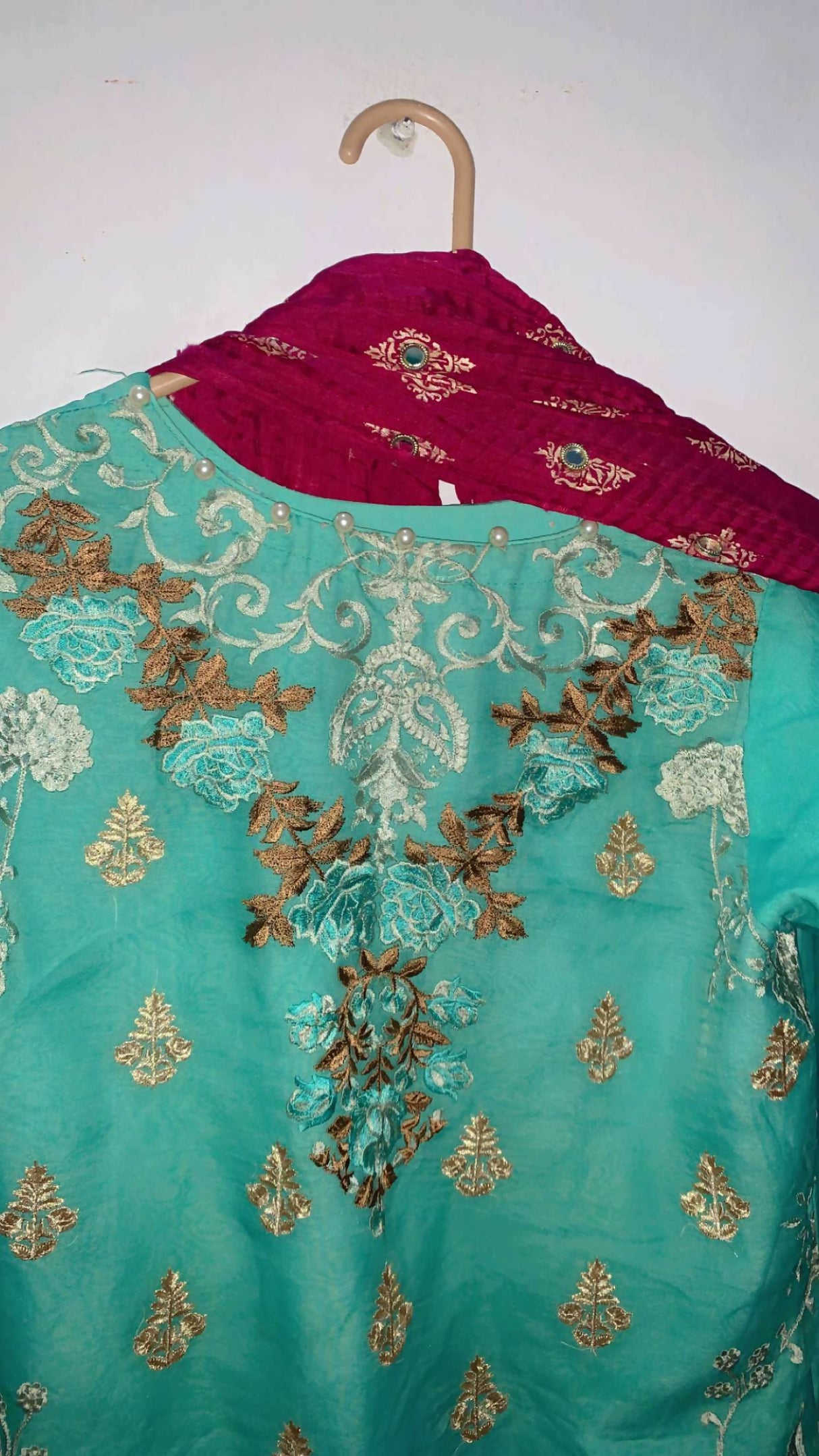 Embroided 2Pcs | Women Locally Made Formals | Medium | Preloved