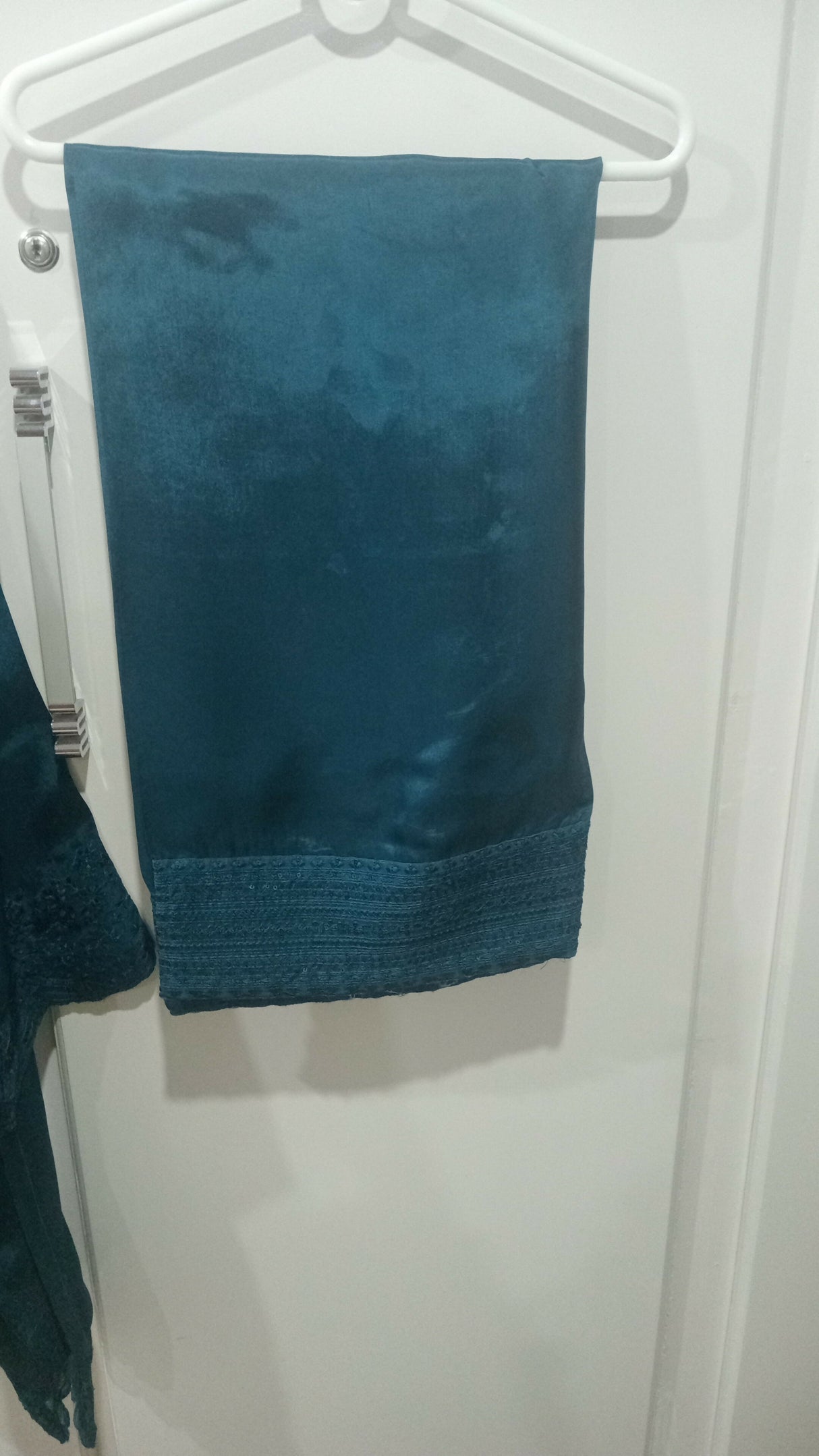 Kurta and farshi Shalwar | Women Locally Made Kurta | Medium | Preloved