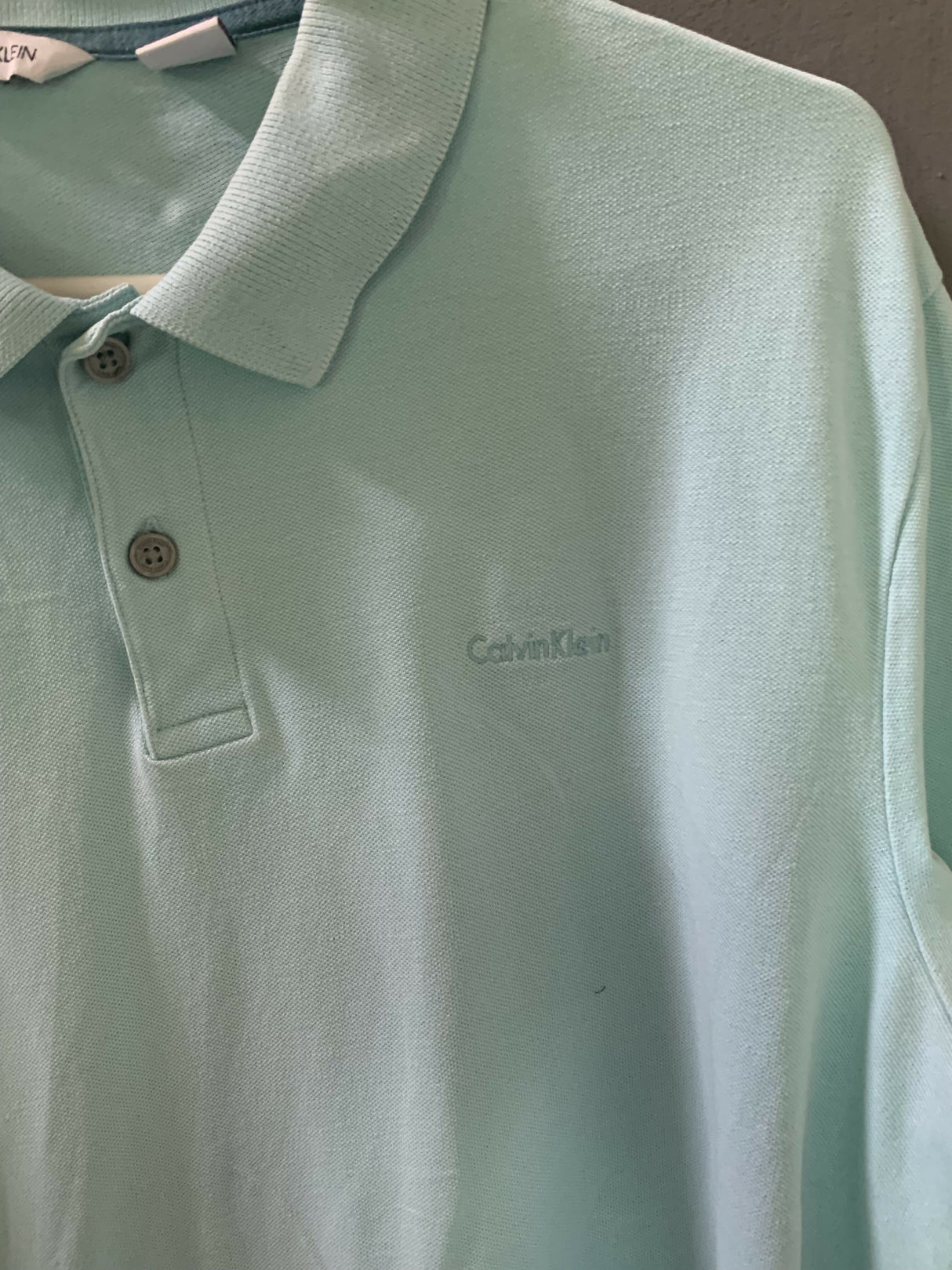 Calvin Klein | Men Shirts & Tops | Medium | Preloved