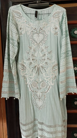 Charizma | Women Branded Kurta | Medium | Worn Once