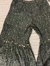 Generation | Women Formals | Ghararas , Shararas & Lehngas | Medium | Green | New