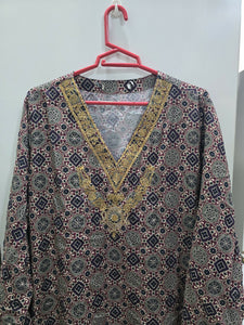 Khaadi | Women Branded Kurta | Large | Worn Once