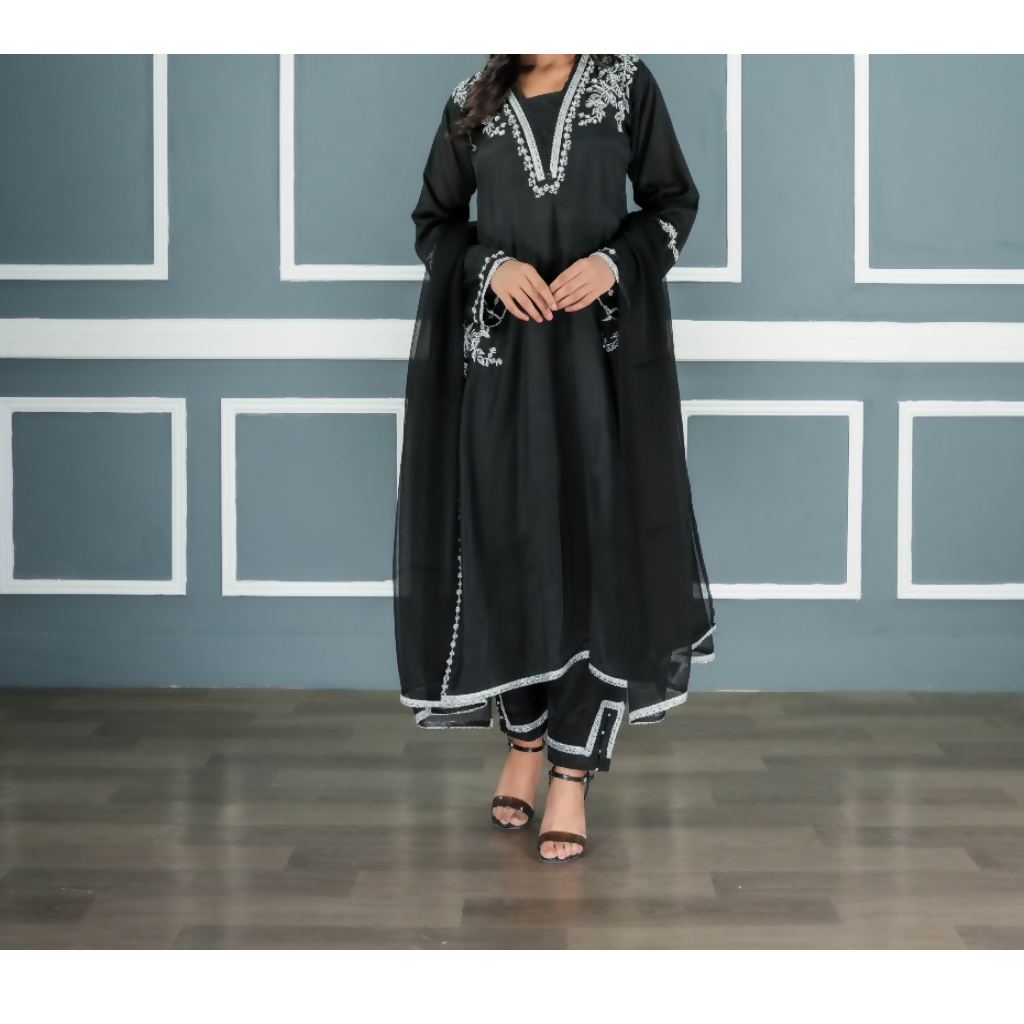 Wardrobe | Women Skirts & Dresses | Medium | Worn Once