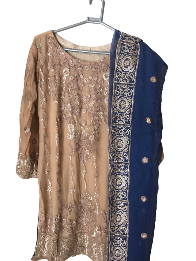 AUWM6mKlAh-Photoroom