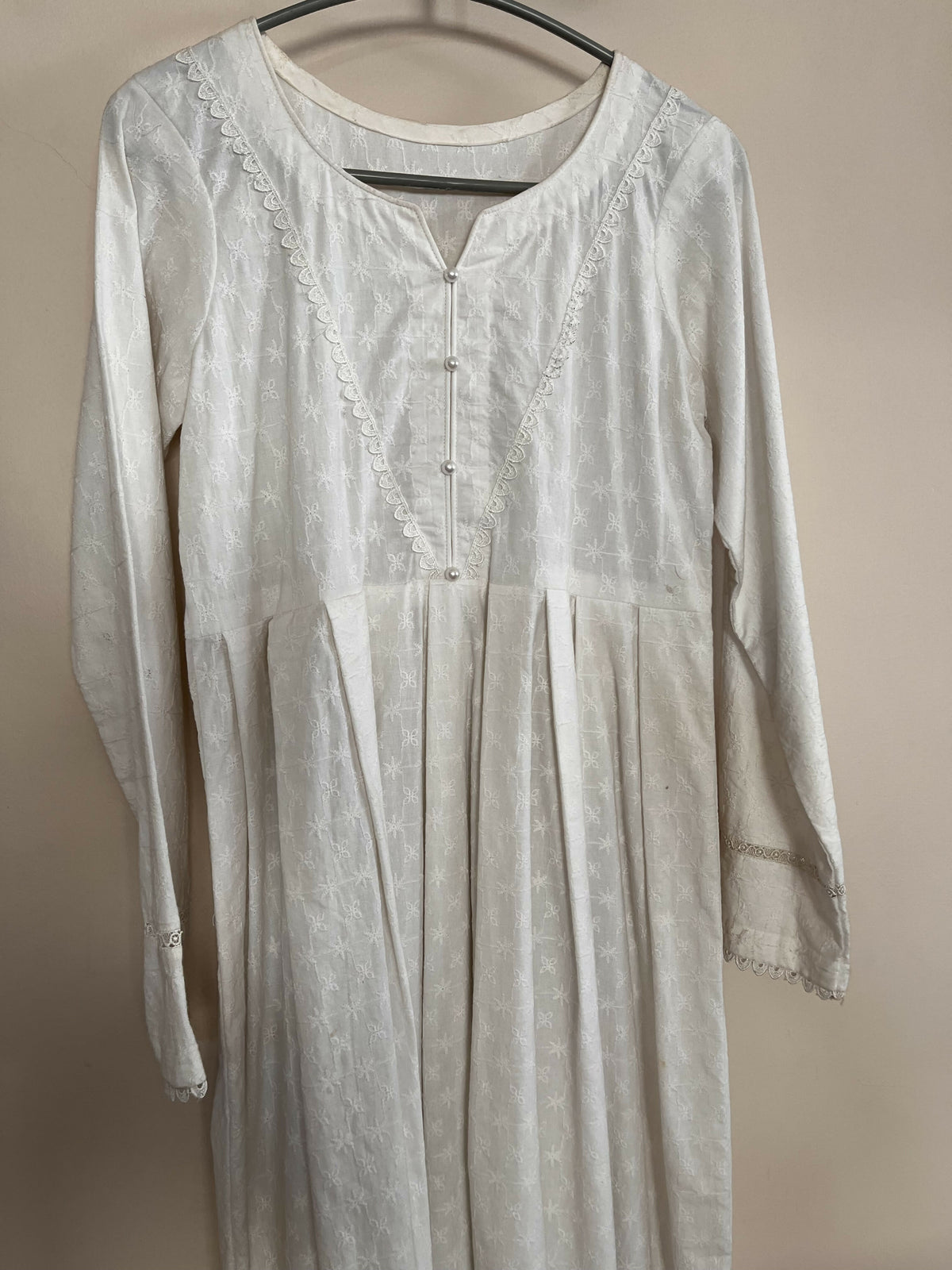 Chicken Kari Maxi | Women Frocks & Maxis | White | Small | New