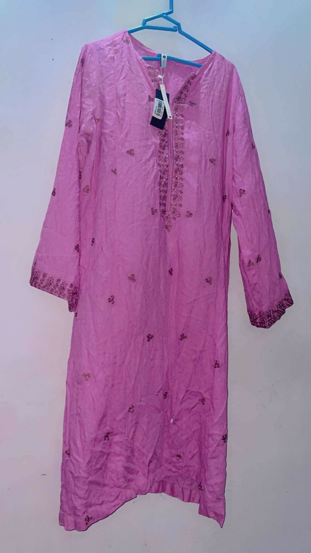 Beyond East | Women Branded Kurta | Medium | Pink | Worn Once