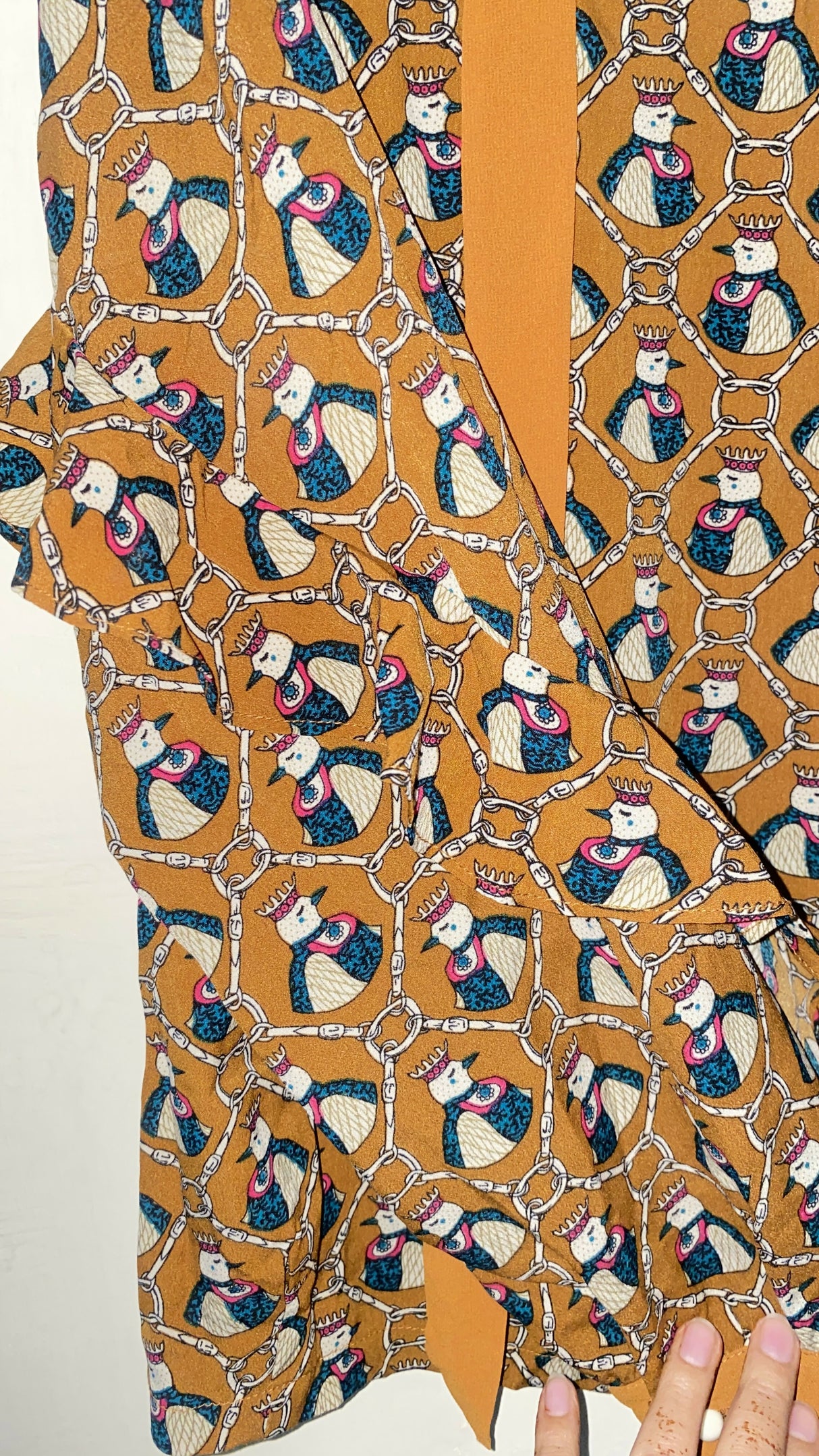 Printed Loose Shirt | Women Tops & Shirts | Medium | Preloved