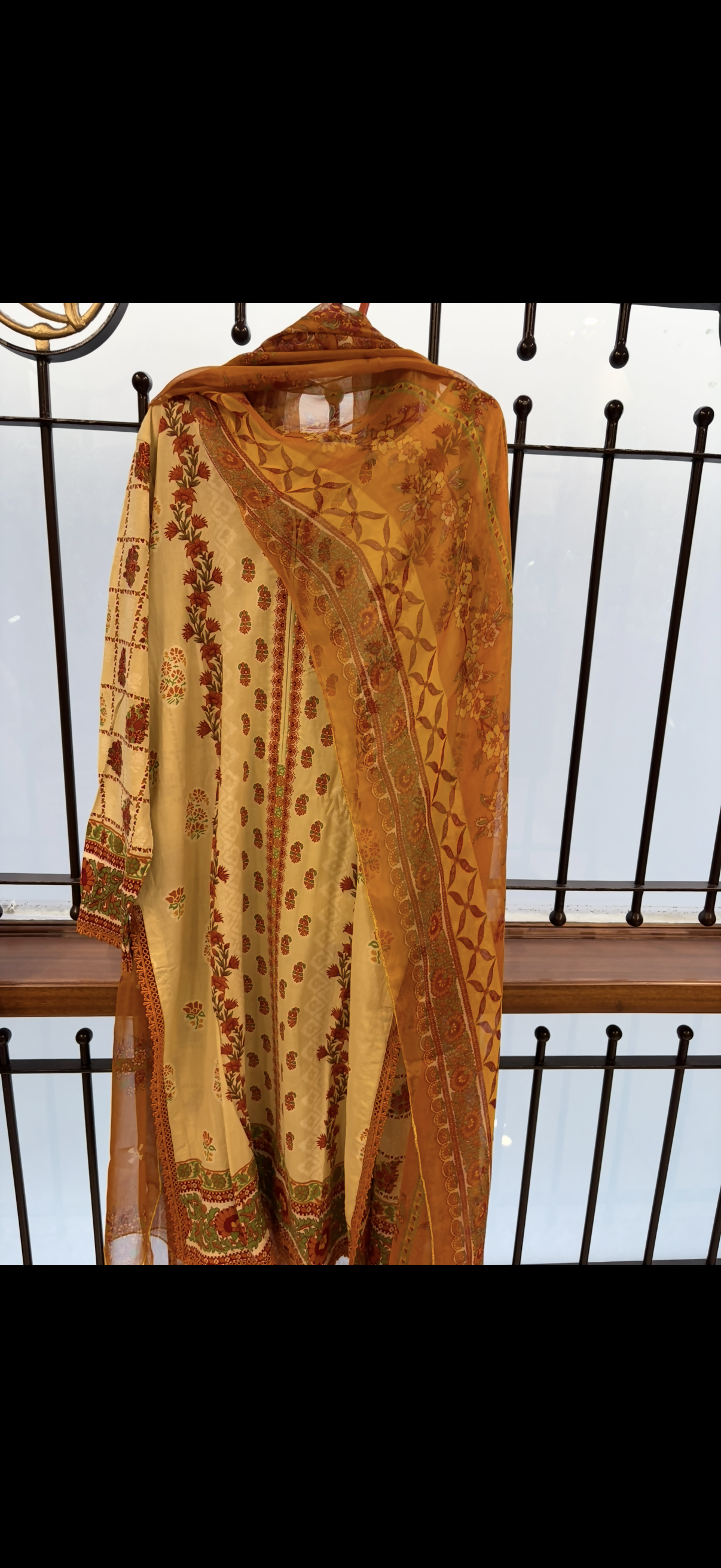 Beechtree 3 Pcs Suit | Women Branded Kurta | Medium | New