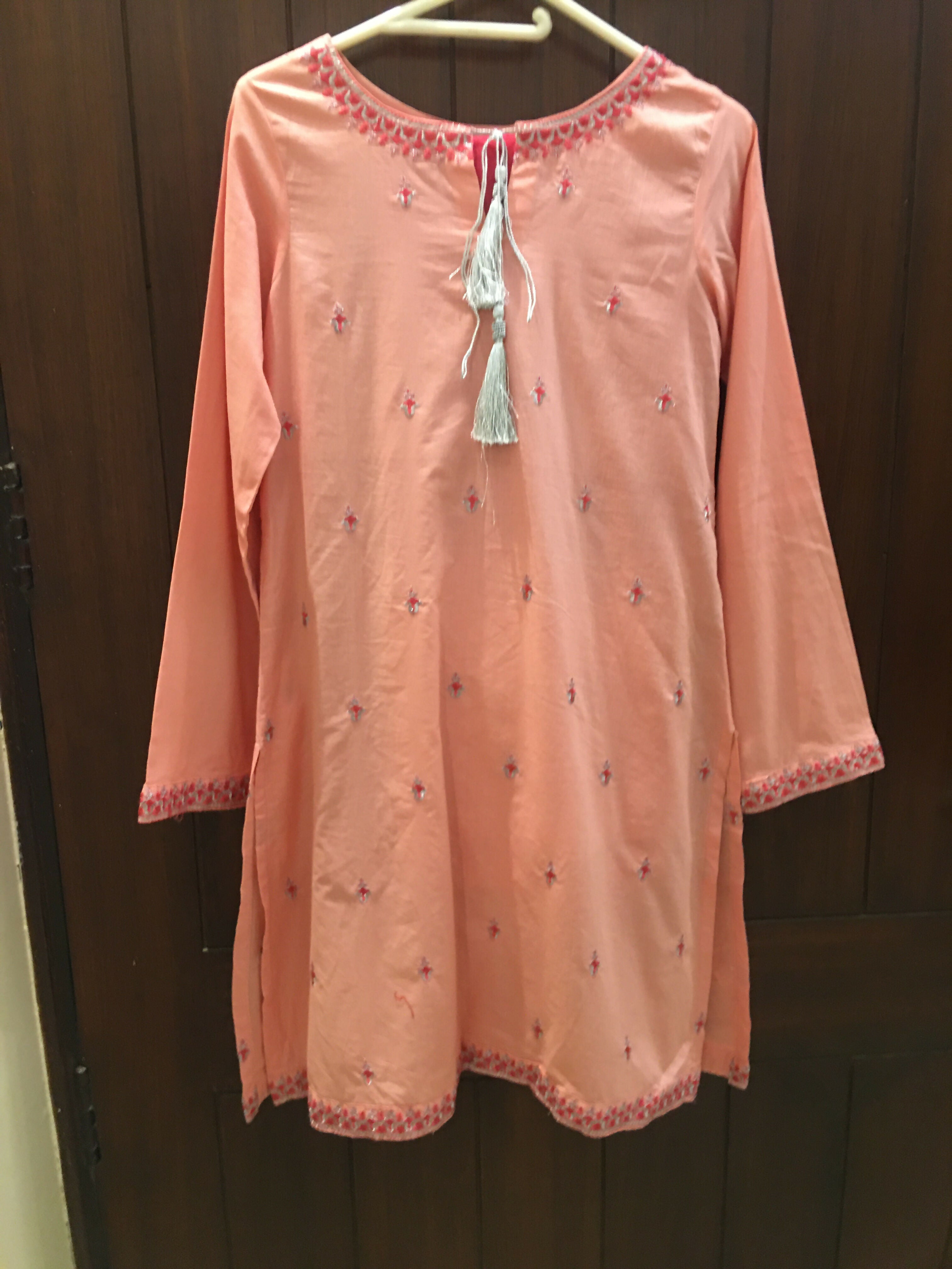 Kastoor | Women Branded Kurta | X Small | Worn Once