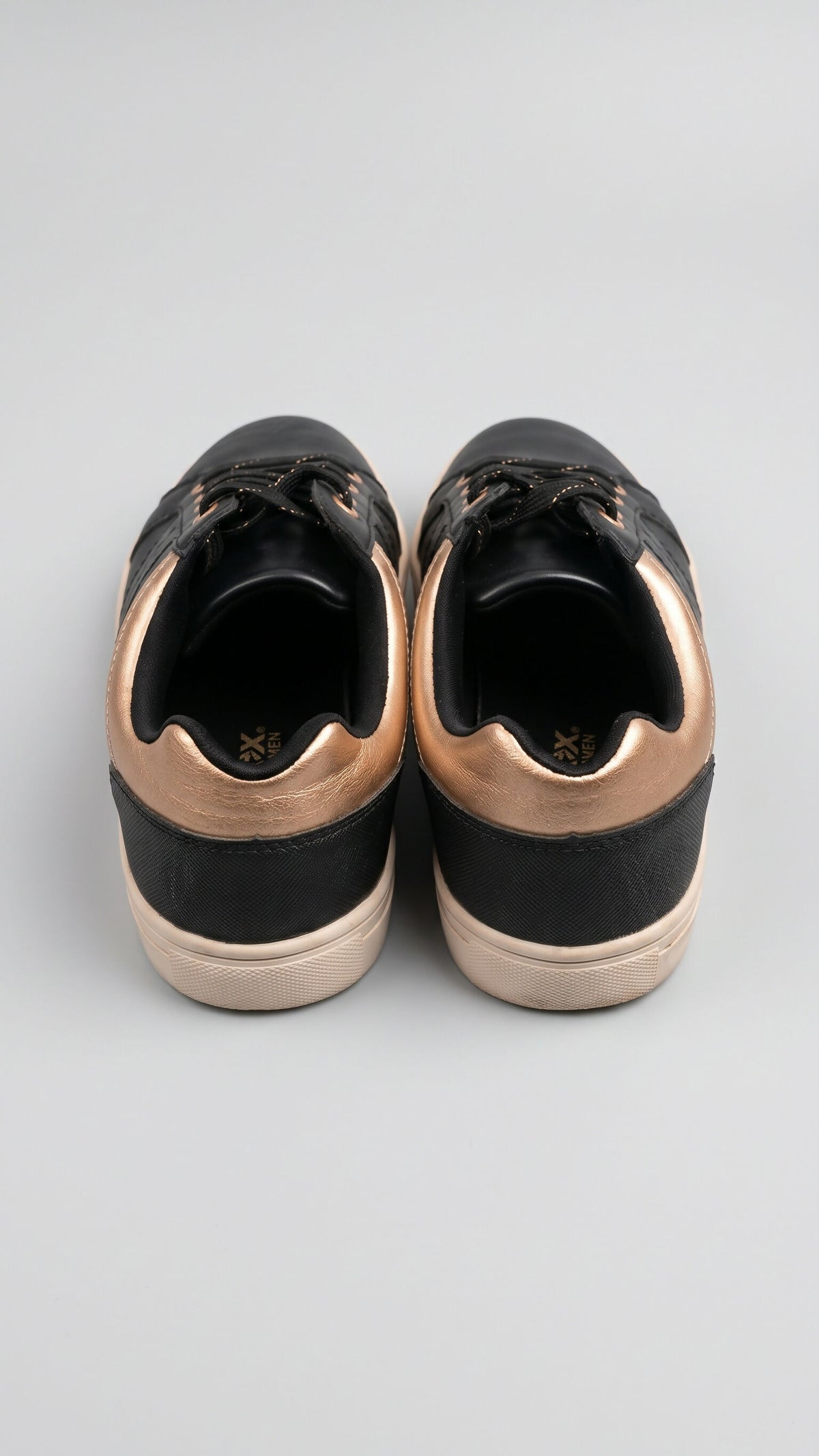 Black Sneakers | Women Shoes | Casual Shoes | Size: 37 | Preloved