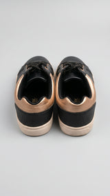 Black Sneakers | Women Shoes | Casual Shoes | Size: 37 | Preloved