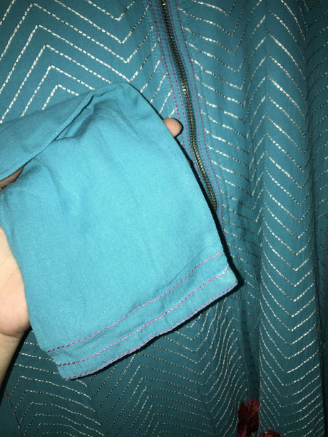 E7482B98-3193-4070-8279-8CF275B1818D