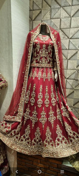 Red Bridal Lehnga Choli | Women Bridals | Baraat | Medium | Worn Once