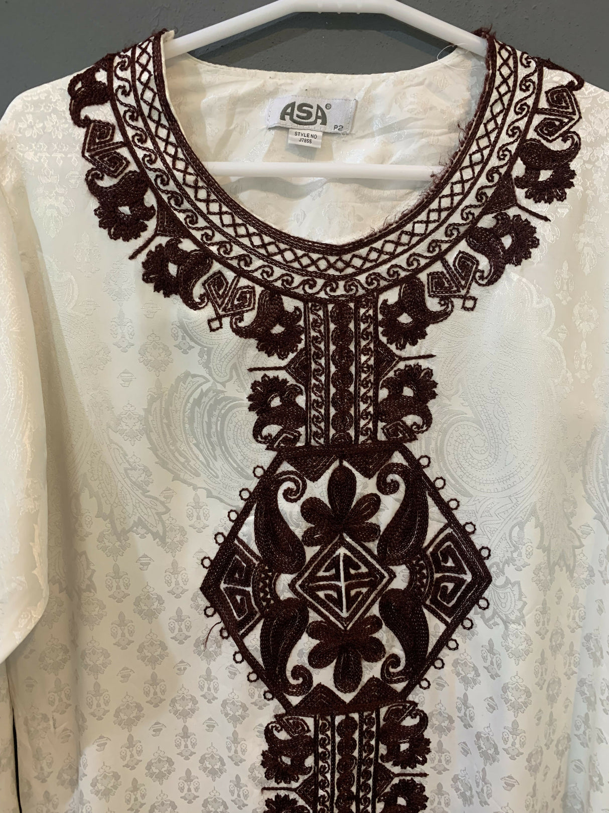 Embroidered Silk White Kurta | Women Locally Made Kurta | Medium | Worn Once