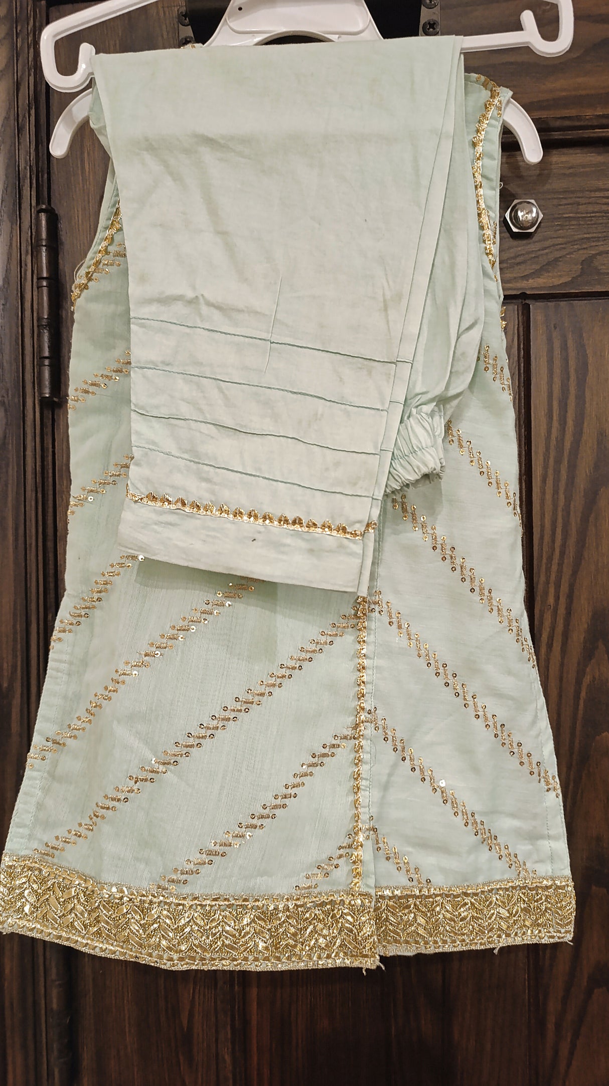 2 Pcs Girls Suit | Girls Skirts & Dresses | Size: 3 to 4 Yrs | Preloved