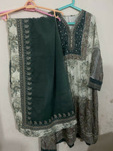 Ethnc | Women Branded Kurta | Medium | Green | Preloved