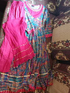 Shaposh | Women Branded Formals | Small | Preloved