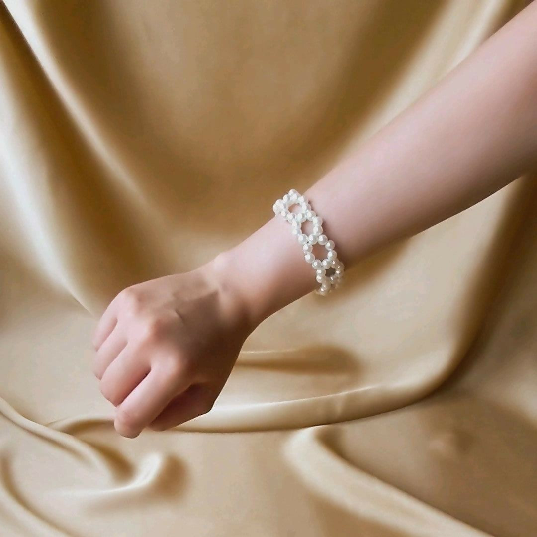 Classic Pearl Bracelet  | Women Jewerly | Bangles/Bracelets | White | Brand New