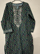 Zellbury | Women Branded Kurta | Medium | Preloved