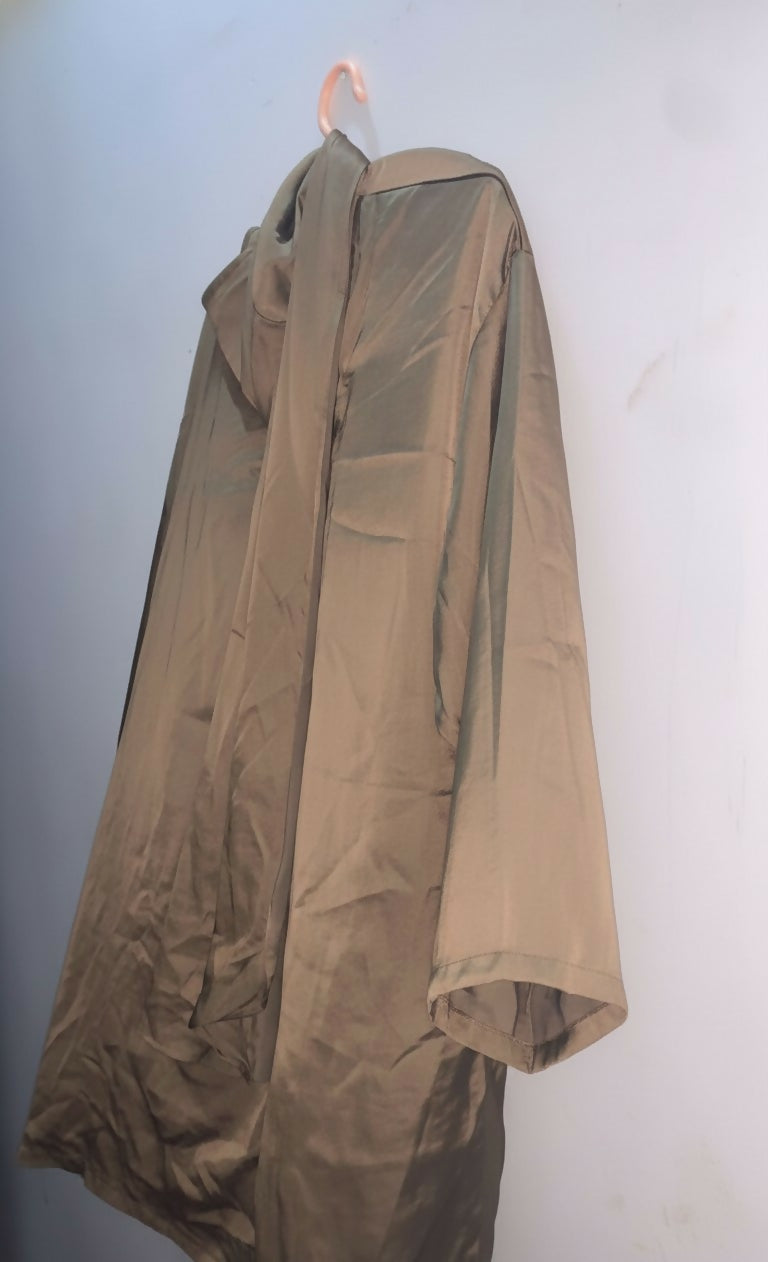 Beechtree Silk Top with Hijab /Staller | Women Tops & Shirts | Large | Preloved