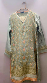 Women Embroidered Shirt | Women Locally Made Formals | Medium | Multicolor | Preloved