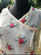 Embroidered Angrakha | Women Locally Made Kurta | Medium | Preloved