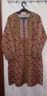 Cambric Kurta | Women Locally Made Kurta | Large | Worn Once