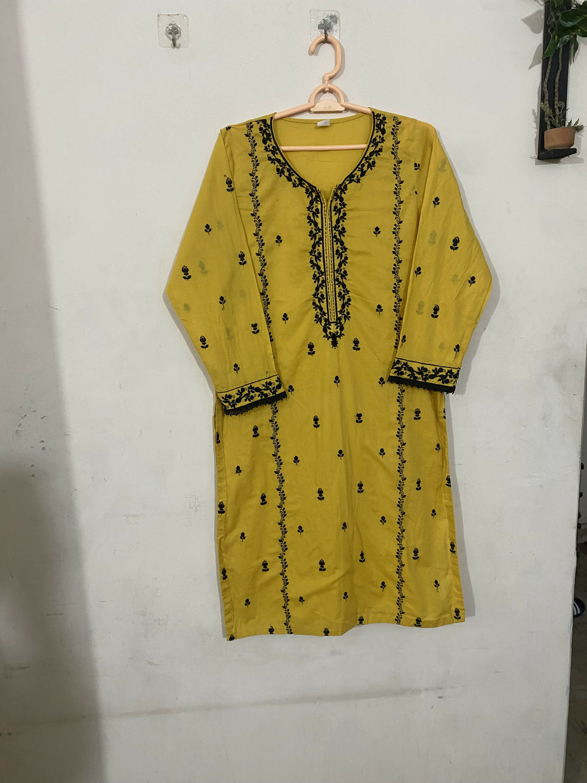 Kayseria | Women Branded Kurta | Mustard | Large | Preloved
