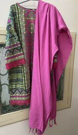 Khaddar | Women Branded Kurta | Medium | Worn Once