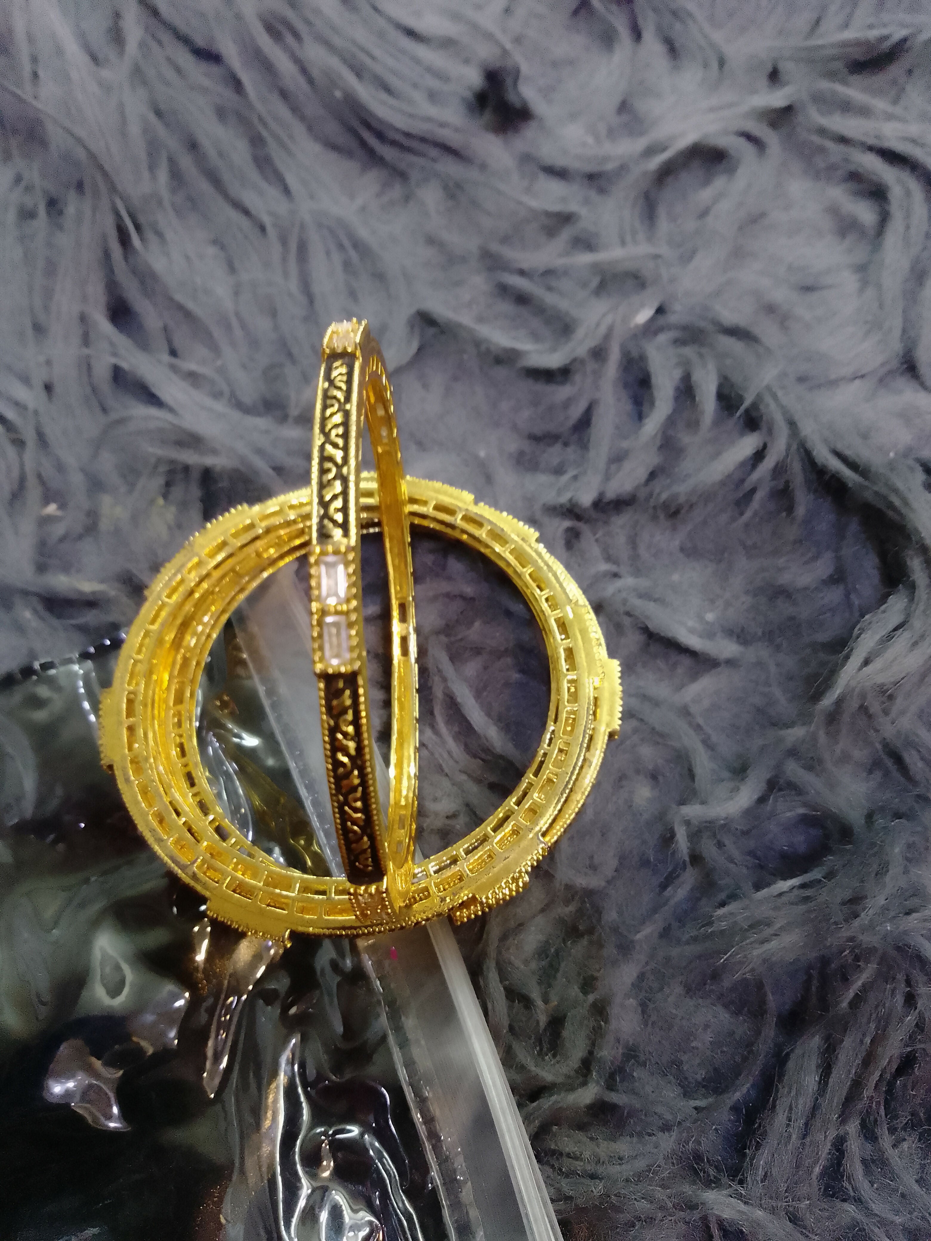 Beautiful Golden Bangles | Women Jewellery | Preloved