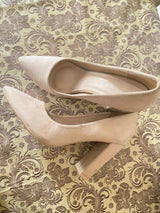 Beige Block Heels | Women Shoes Heels | Size: 40 EU | Preloved