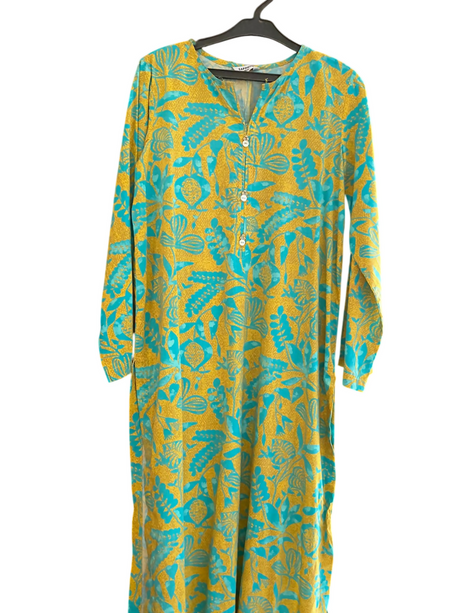 7M6z5Aa4nr-Photoroom