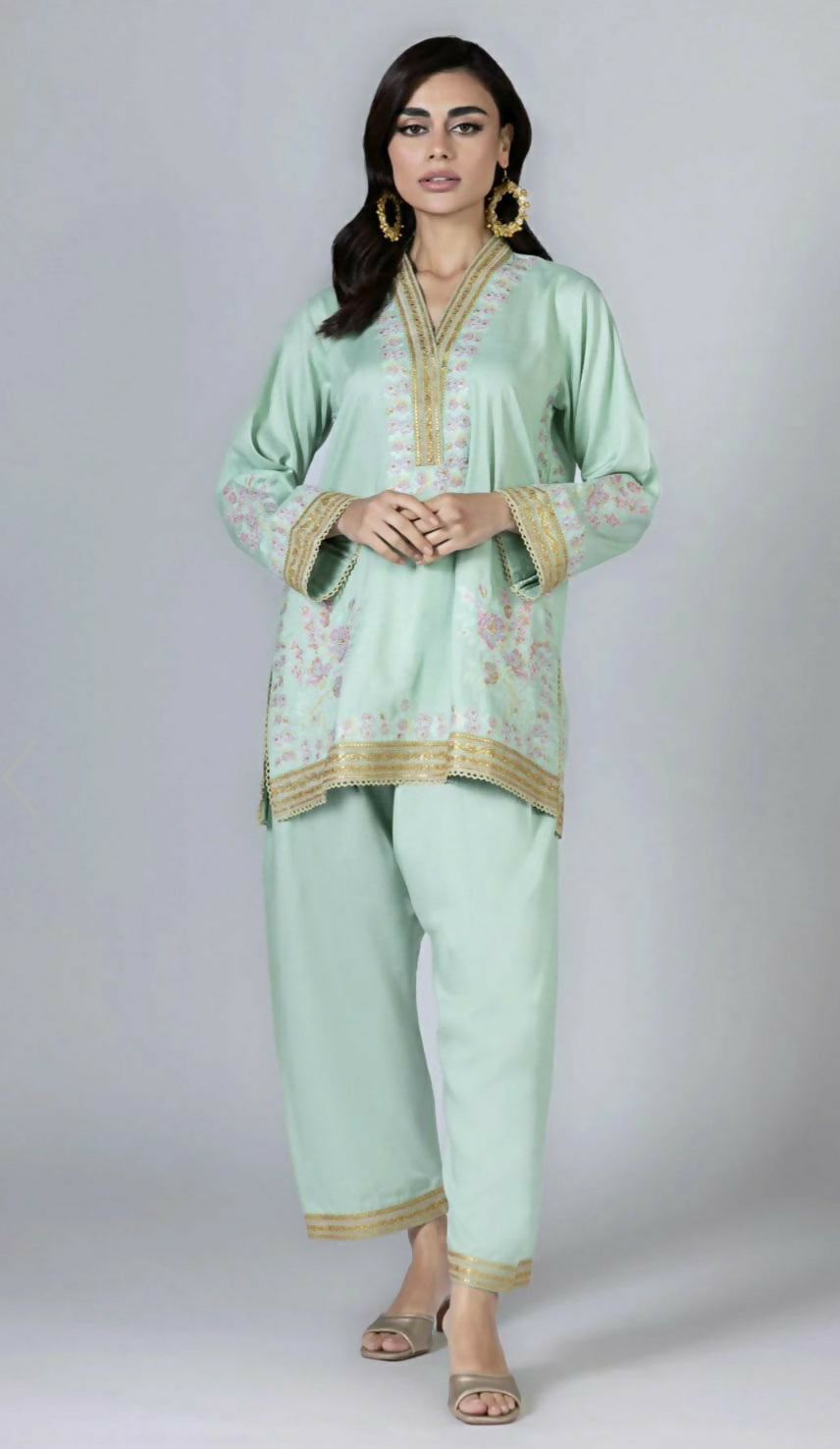 CB0D56AA-16EC-4880-95C2-E074612B0F32