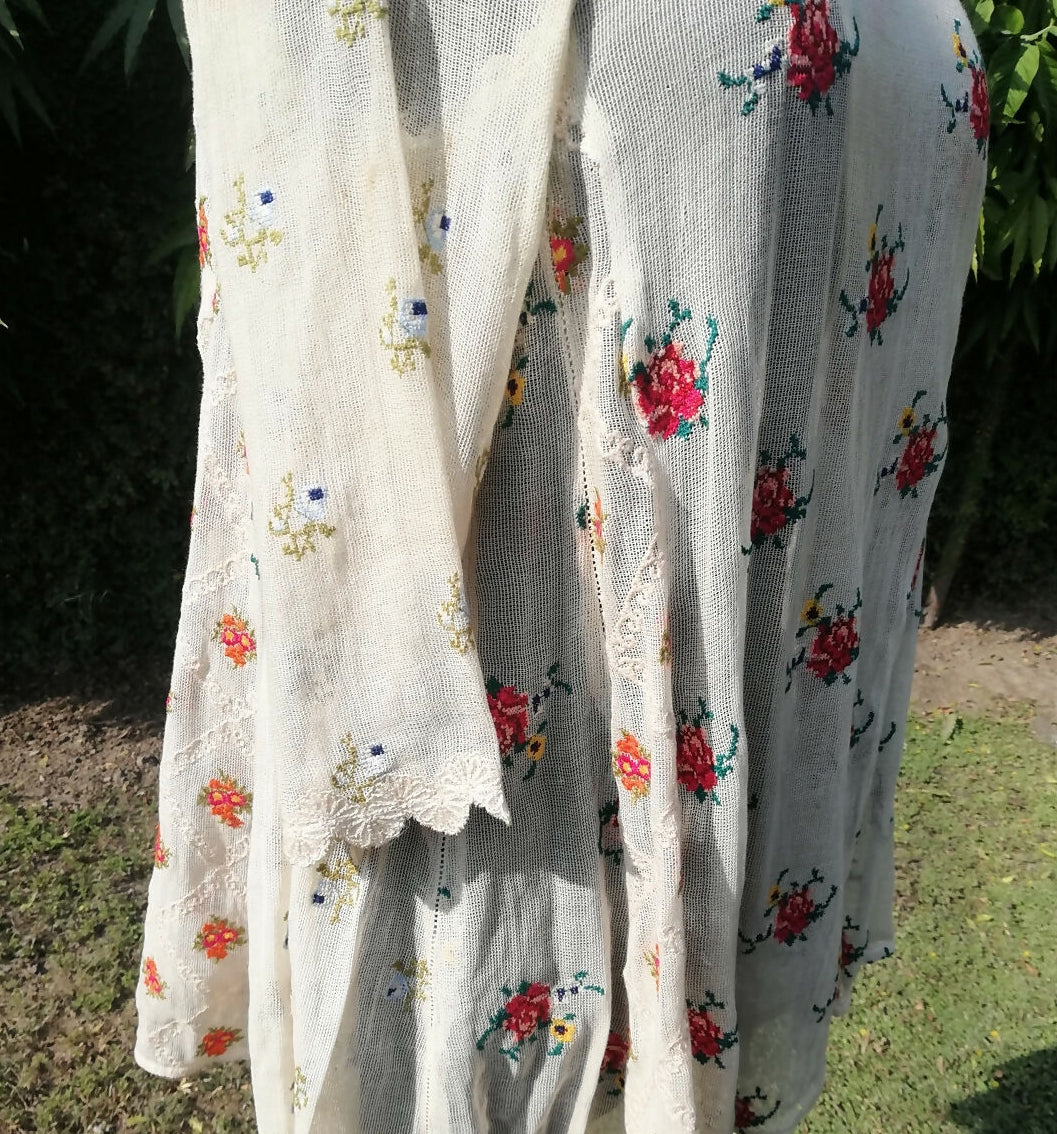 Embroidered Angrakha | Women Locally Made Kurta | Medium | Preloved