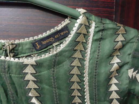 E6C0EDB8-714B-42E7-B68A-A477336BE042