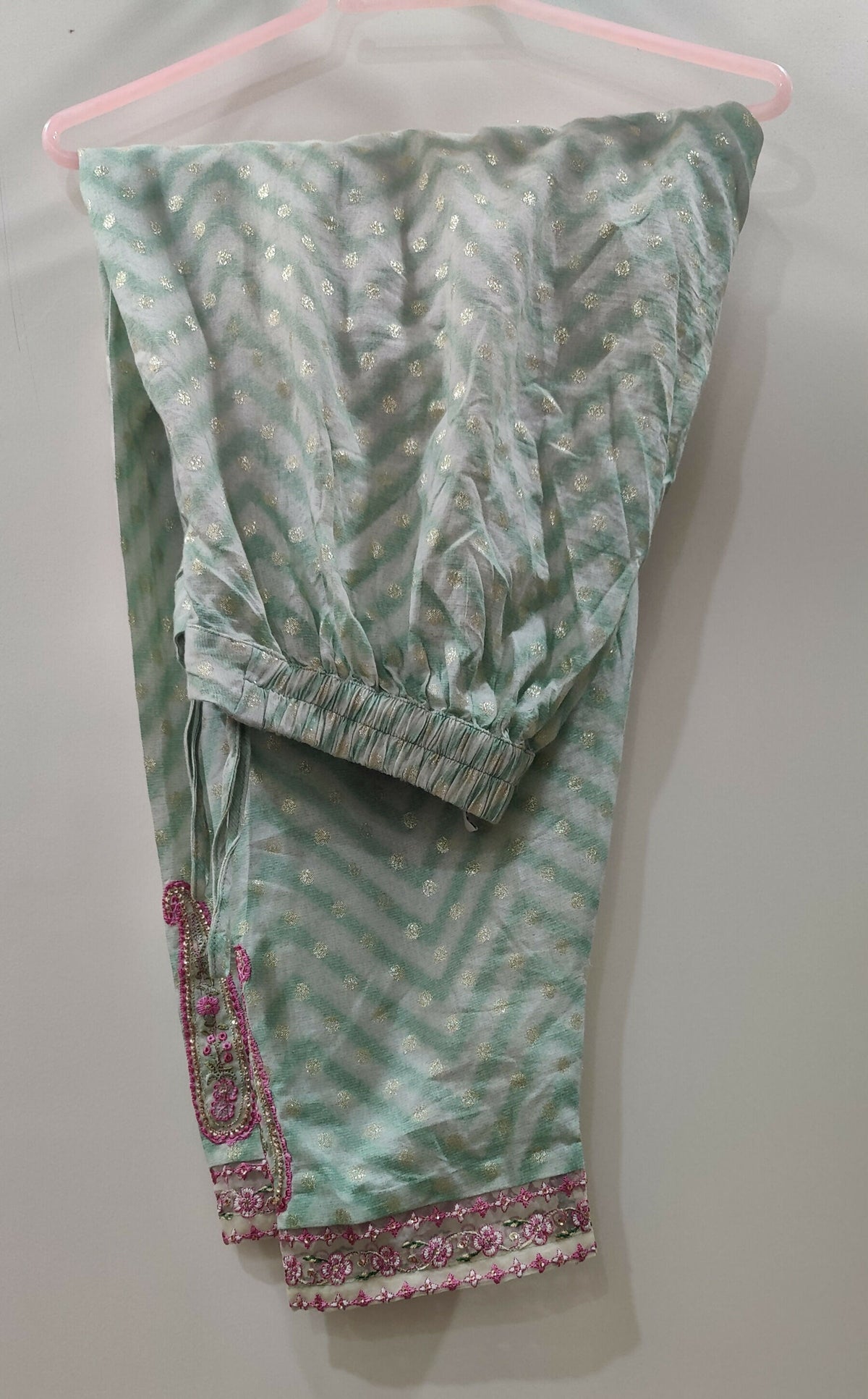 Ethnc | Women Branded Kurta | Light Green | Medium | Worn Once