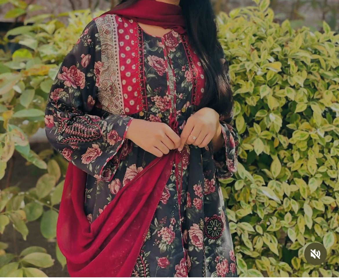 WhatsApp Image 2025-07-25 at 10.03.21 PM