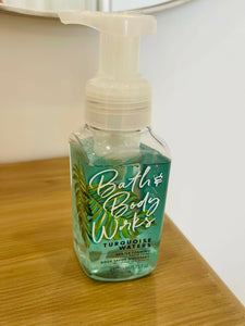 Bath & Body Works |Gentle Foaming Soap | Women Beauty X | 259 ml | New