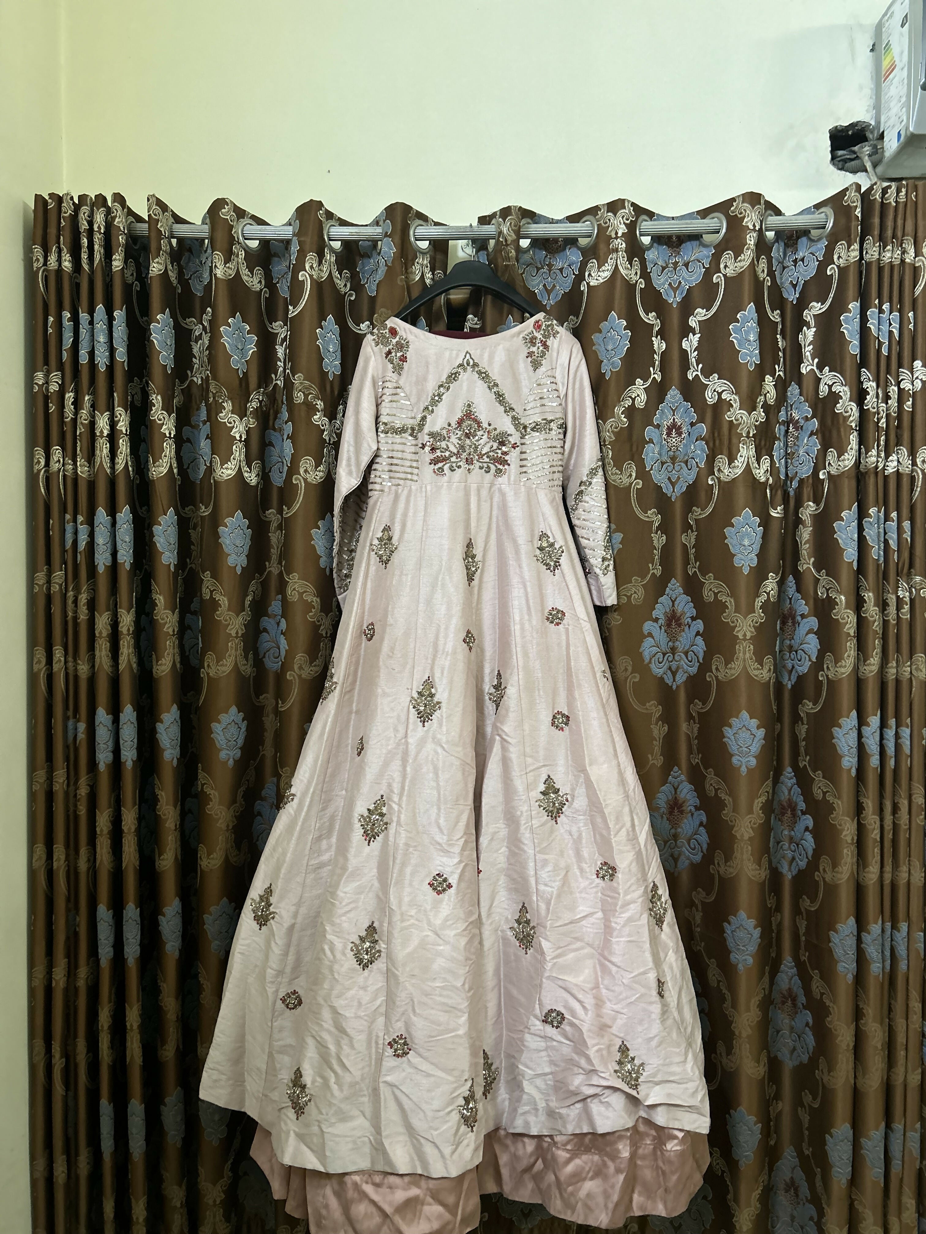 Beautiful Maxi | Women Locally Made Formals | Small | Preloved