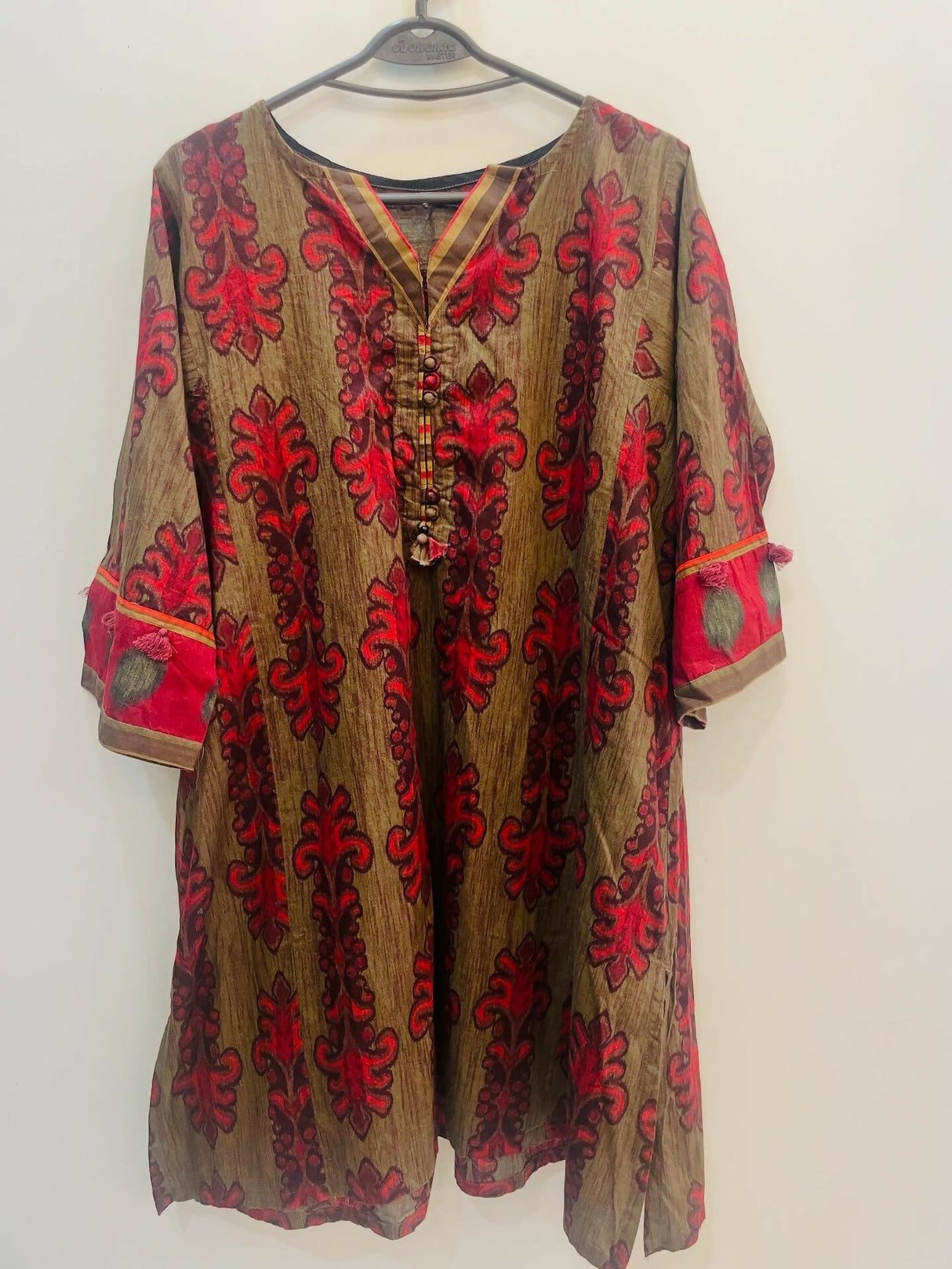 DEB63B4D-79A4-418D-974D-B2AFE0FE382B