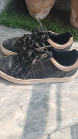 Black Sneakers | Women Shoes | Casual Shoes | Size: 37 | Preloved