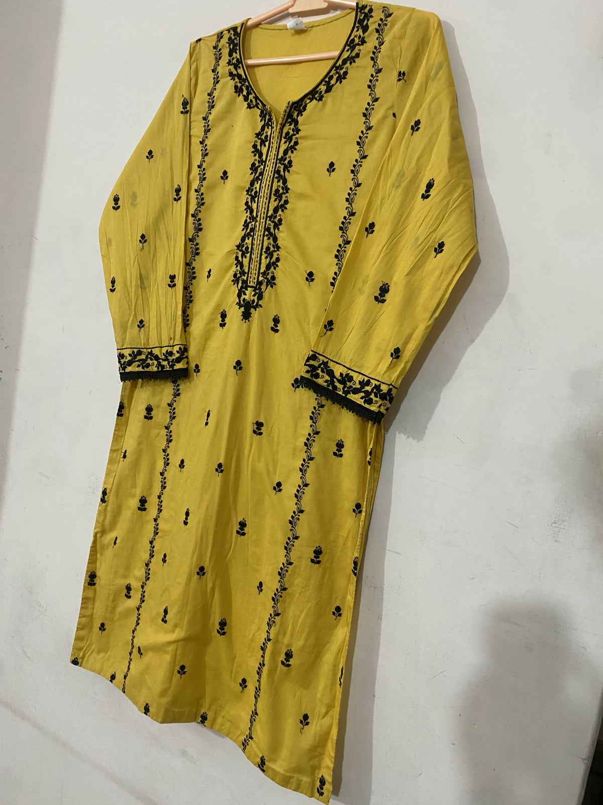 Kayseria | Women Branded Kurta | Mustard | Large | Preloved