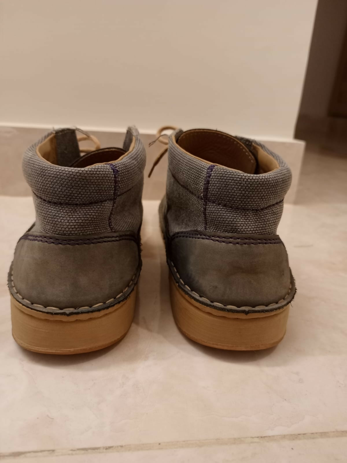 Unisex Casual Shoes | Men Accessories & Foorwear | Size: 9 | Preloved