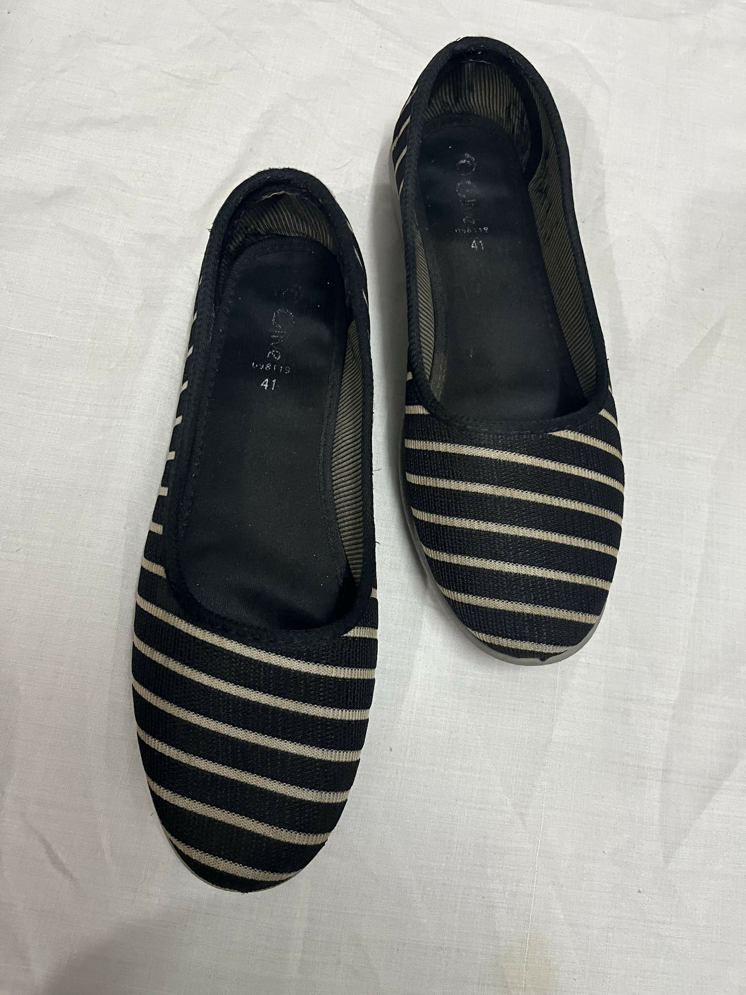 Clive | Black and white Canvas Shoes | Women Shoes | Size:41 | Preloved