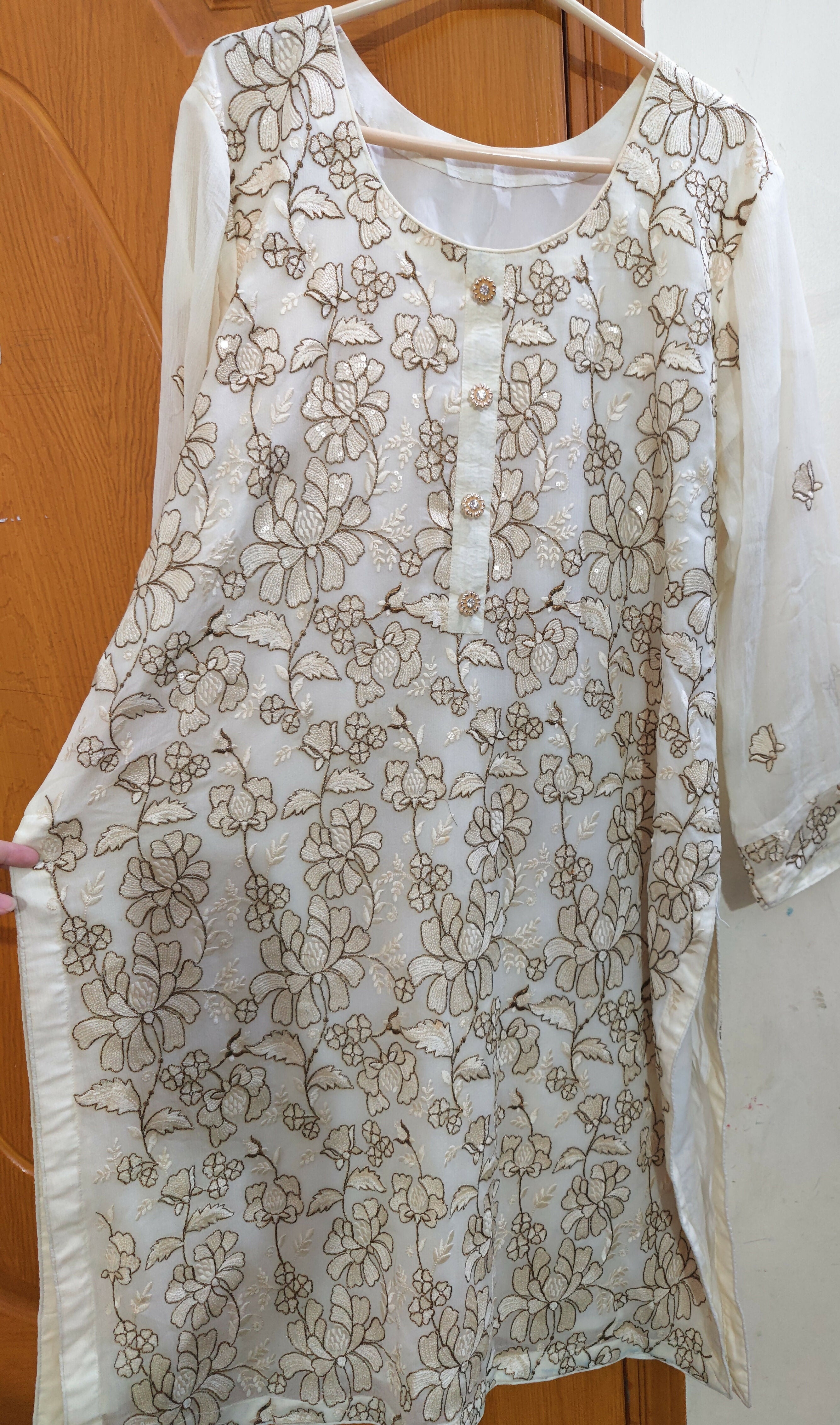 Chiffon White Suit | Women Locally Made Formals | Large | Preloved