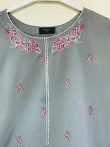 Saya | Women Branded Kurta | Small | Preloved